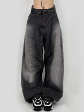 Washed Contrast Waist Pleated Relaxed Leg Boyfriend Jeans